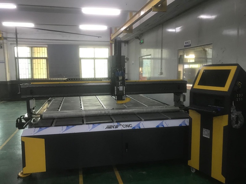 如何提升我國鋁板雕刻機(jī)械國際競爭力