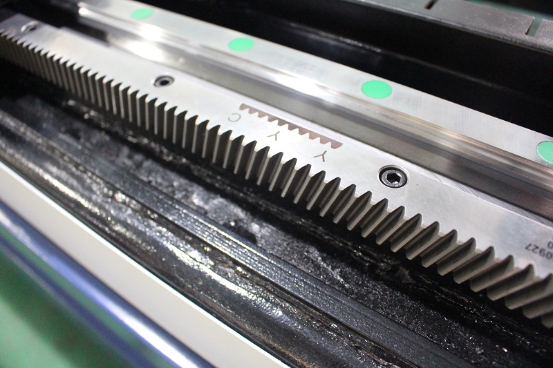 光纖激光切割機(jī)齒輪齒條的作用