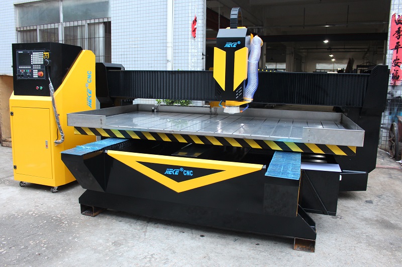 鋁板雕刻機(jī)三相電和單相電哪個好